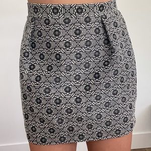 Mini skirt with pattern